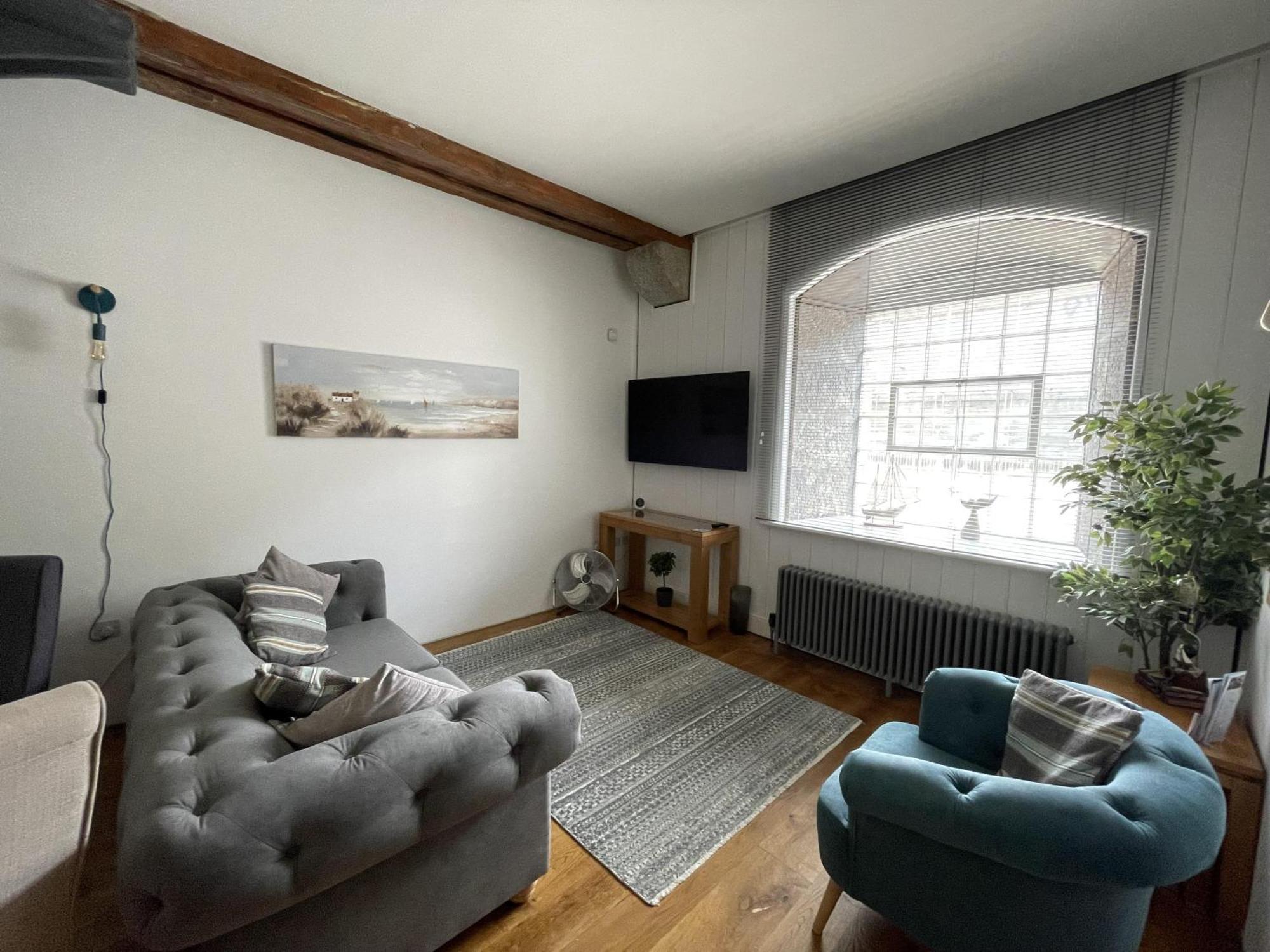 Cozy Coastal Apartment พลีมัธ ภายนอก รูปภาพ